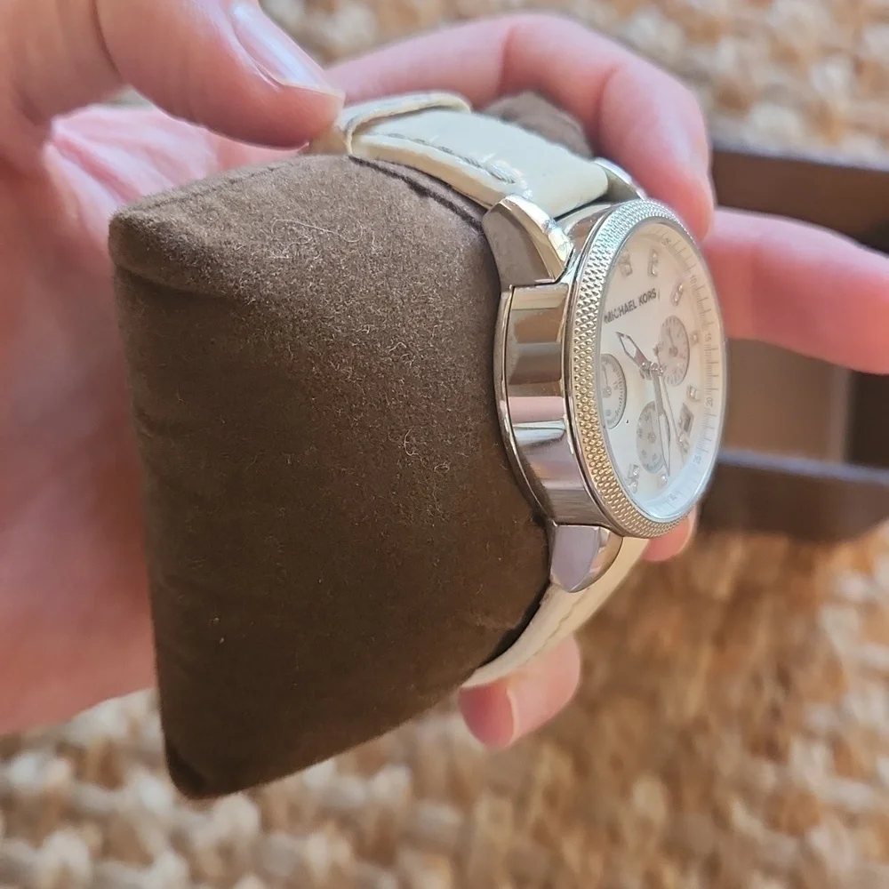 Michael Kors great small